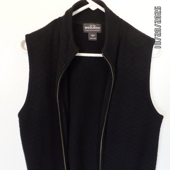 Woorich 100% Wool Women's Sweater Vest Black Size M - Picture 1 of 9